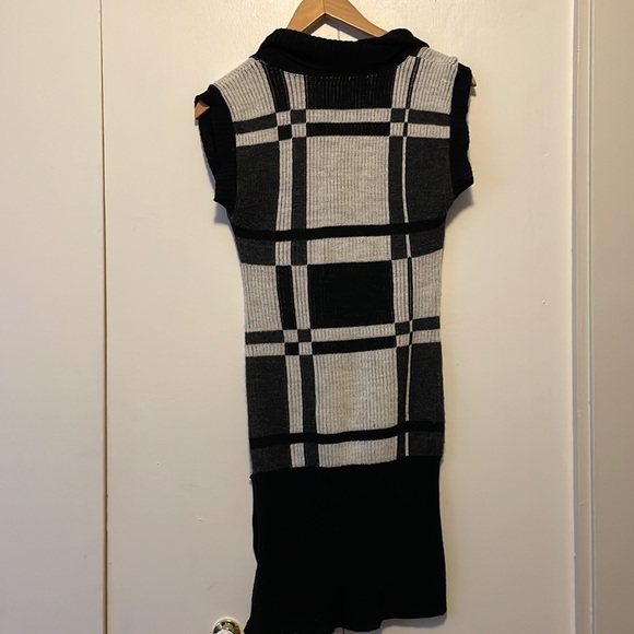 Plaid Sweater Dress - Picture 4 of 6